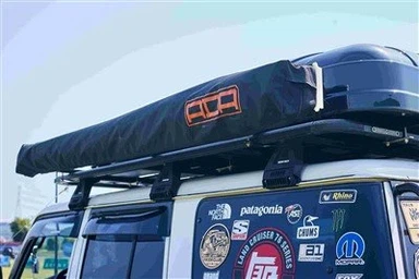 ছাদে তাঁবু